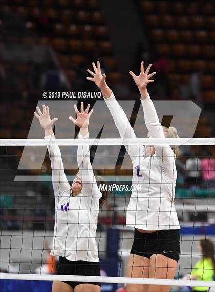 Thumbnail 1 in Lutheran vs. Sterling (CHSAA 3A Final) photogallery.