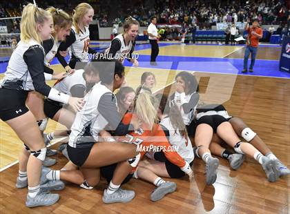 Thumbnail 2 in Lutheran vs. Sterling (CHSAA 3A Final) photogallery.