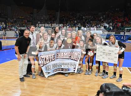 Thumbnail 3 in Lutheran vs. Sterling (CHSAA 3A Final) photogallery.