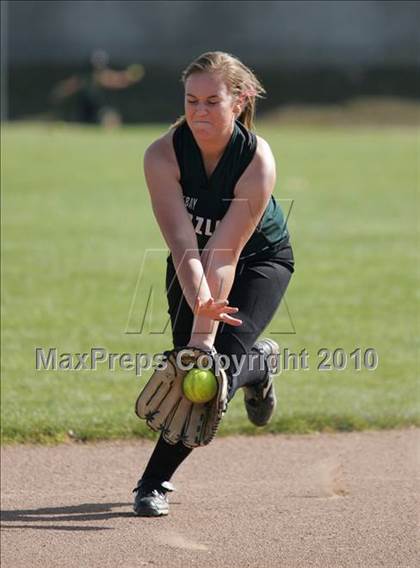 Thumbnail 2 in Roseville @ Granite Bay photogallery.