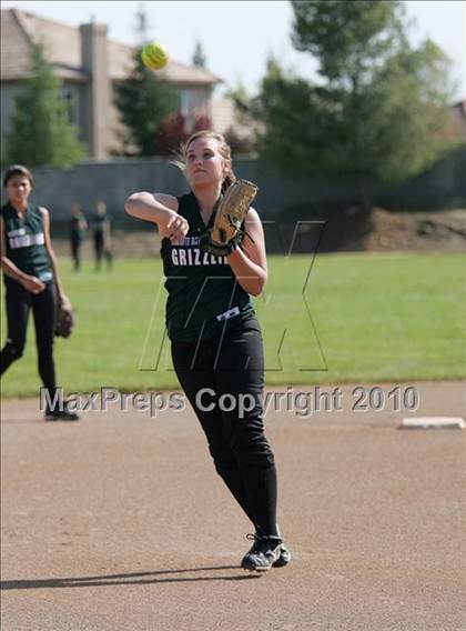 Thumbnail 2 in Roseville @ Granite Bay photogallery.