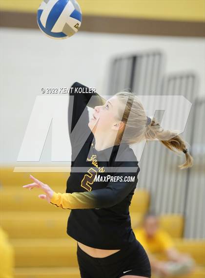 Thumbnail 3 in Walled Lake Western @ Adams photogallery.