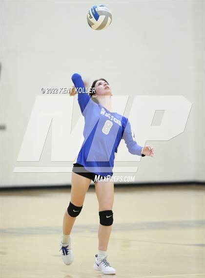 Thumbnail 2 in Walled Lake Western @ Adams photogallery.
