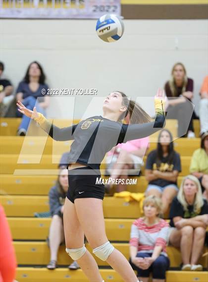Thumbnail 2 in Walled Lake Western @ Adams photogallery.