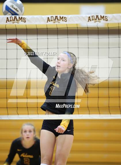 Thumbnail 1 in Walled Lake Western @ Adams photogallery.