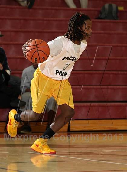 Thumbnail 1 in Golden Sierra @ Encina Prep photogallery.