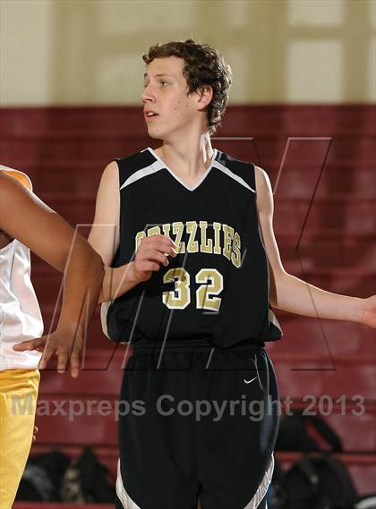 Thumbnail 2 in Golden Sierra @ Encina Prep photogallery.