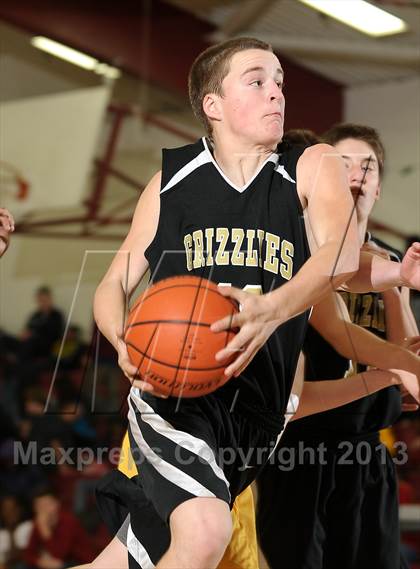 Thumbnail 1 in Golden Sierra @ Encina Prep photogallery.