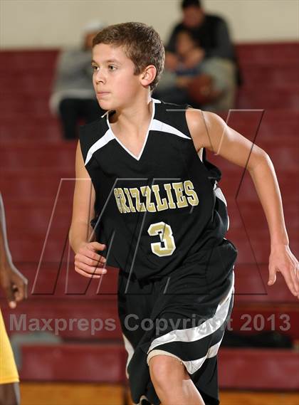 Thumbnail 2 in Golden Sierra @ Encina Prep photogallery.