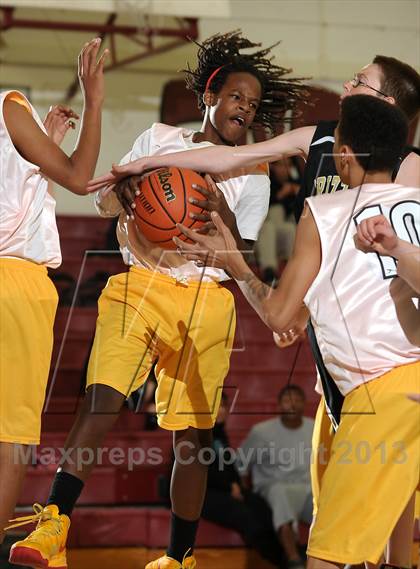 Thumbnail 1 in Golden Sierra @ Encina Prep photogallery.