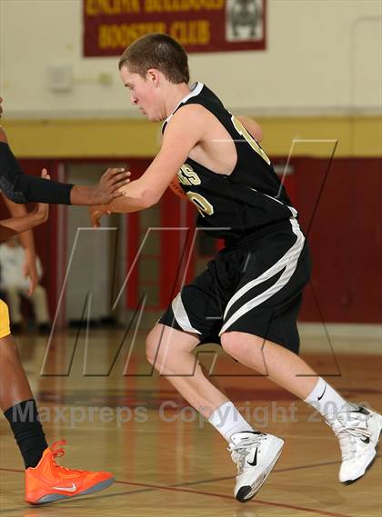 Thumbnail 1 in Golden Sierra @ Encina Prep photogallery.