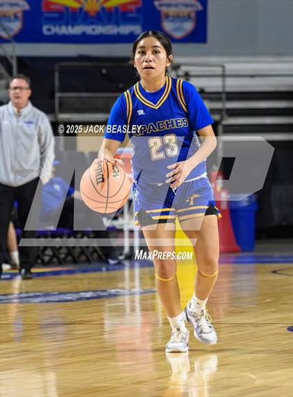 Thumbnail 1 in Fort Thomas vs Joseph City (AIA 1A Final) photogallery.