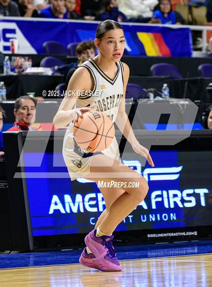 Thumbnail 3 in Fort Thomas vs Joseph City (AIA 1A Final) photogallery.