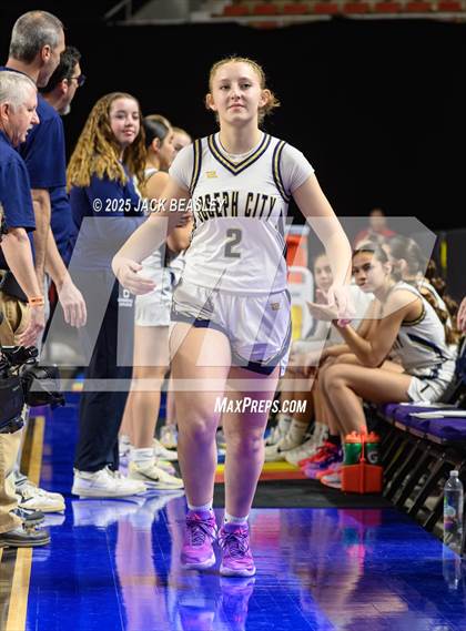 Thumbnail 1 in Fort Thomas vs Joseph City (AIA 1A Final) photogallery.