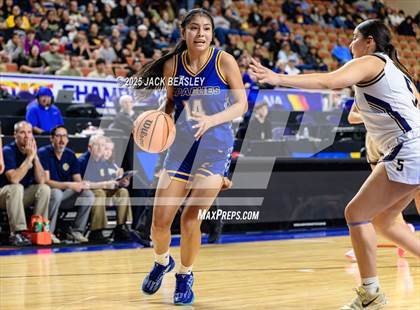 Thumbnail 3 in Fort Thomas vs Joseph City (AIA 1A Final) photogallery.