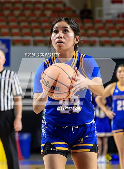 Thumbnail 3 in Fort Thomas vs Joseph City (AIA 1A Final) photogallery.