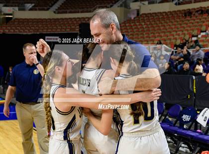 Thumbnail 1 in Fort Thomas vs Joseph City (AIA 1A Final) photogallery.