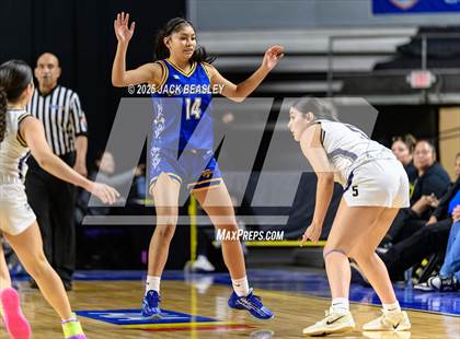 Thumbnail 1 in Fort Thomas vs Joseph City (AIA 1A Final) photogallery.