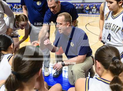 Thumbnail 3 in Fort Thomas vs Joseph City (AIA 1A Final) photogallery.