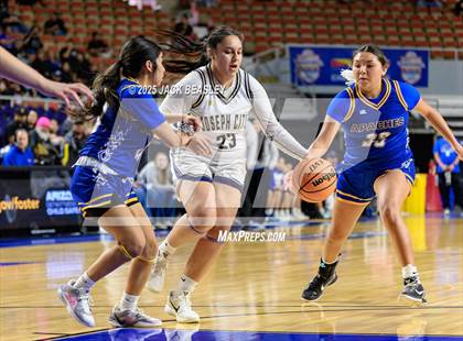 Thumbnail 2 in Fort Thomas vs Joseph City (AIA 1A Final) photogallery.
