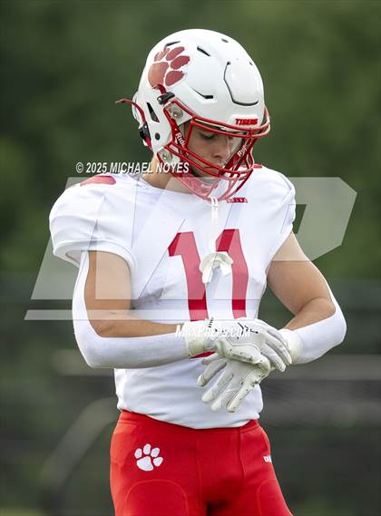 Thumbnail 1 in Beechwood @ Dixie Heights photogallery.