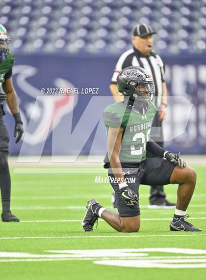 Thumbnail 3 in King vs. Fort Bend Hightower (UIL Football 6A D2 Region 3 Regional) photogallery.