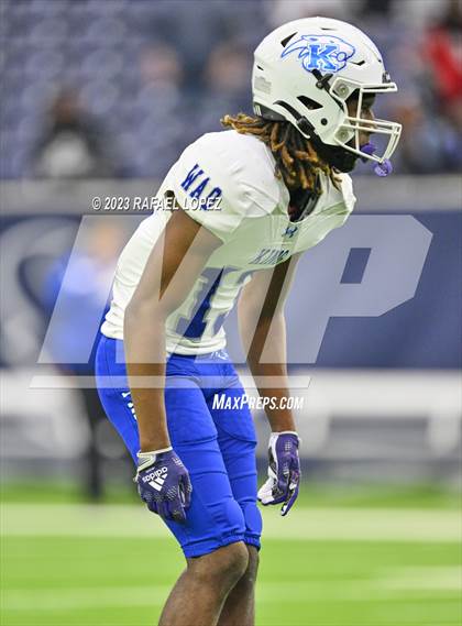 Thumbnail 3 in King vs. Fort Bend Hightower (UIL Football 6A D2 Region 3 Regional) photogallery.