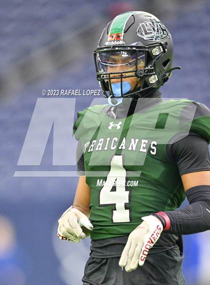 Thumbnail 2 in King vs. Fort Bend Hightower (UIL Football 6A D2 Region 3 Regional) photogallery.