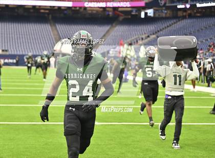 Thumbnail 3 in King vs. Fort Bend Hightower (UIL Football 6A D2 Region 3 Regional) photogallery.