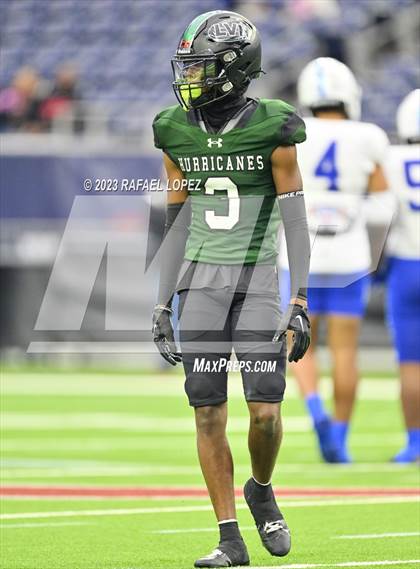 Thumbnail 2 in King vs. Fort Bend Hightower (UIL Football 6A D2 Region 3 Regional) photogallery.