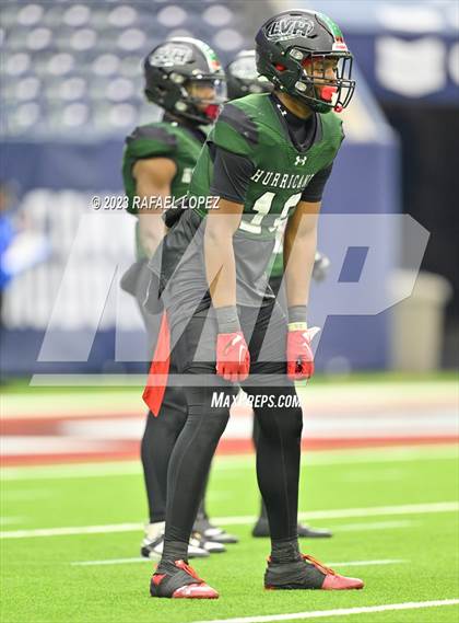 Thumbnail 2 in King vs. Fort Bend Hightower (UIL Football 6A D2 Region 3 Regional) photogallery.