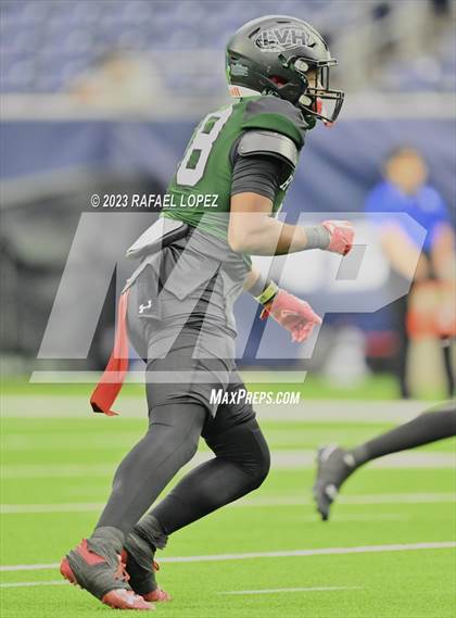 Thumbnail 3 in King vs. Fort Bend Hightower (UIL Football 6A D2 Region 3 Regional) photogallery.