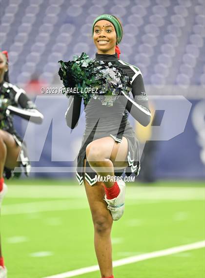 Thumbnail 1 in King vs. Fort Bend Hightower (UIL Football 6A D2 Region 3 Regional) photogallery.