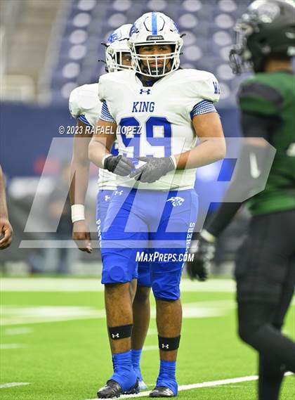 Thumbnail 2 in King vs. Fort Bend Hightower (UIL Football 6A D2 Region 3 Regional) photogallery.
