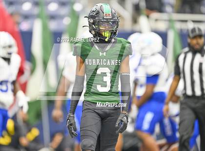 Thumbnail 3 in King vs. Fort Bend Hightower (UIL Football 6A D2 Region 3 Regional) photogallery.