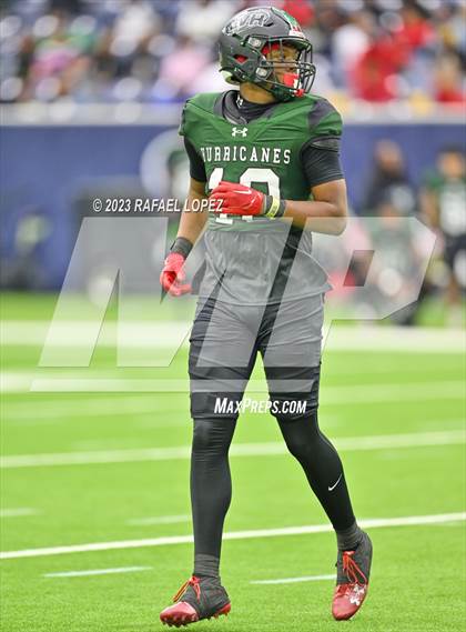 Thumbnail 3 in King vs. Fort Bend Hightower (UIL Football 6A D2 Region 3 Regional) photogallery.
