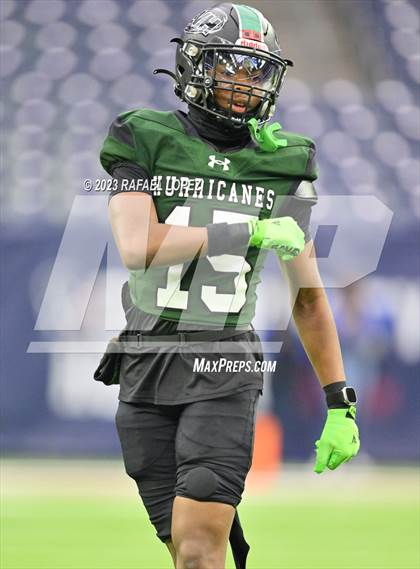 Thumbnail 2 in King vs. Fort Bend Hightower (UIL Football 6A D2 Region 3 Regional) photogallery.