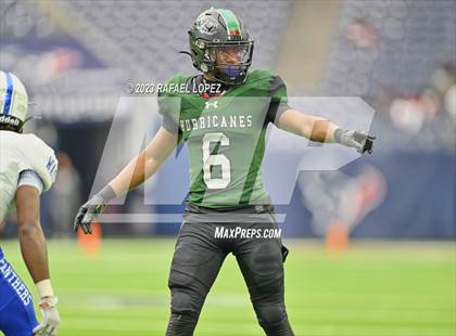 Thumbnail 2 in King vs. Fort Bend Hightower (UIL Football 6A D2 Region 3 Regional) photogallery.