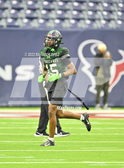 Thumbnail 3 in King vs. Fort Bend Hightower (UIL Football 6A D2 Region 3 Regional) photogallery.