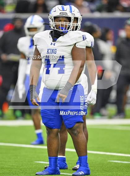 Thumbnail 3 in King vs. Fort Bend Hightower (UIL Football 6A D2 Region 3 Regional) photogallery.