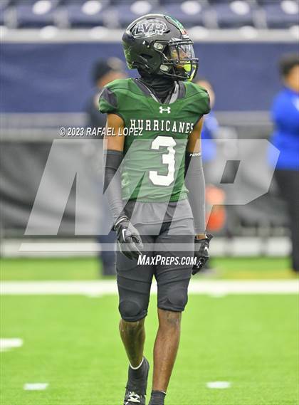 Thumbnail 3 in King vs. Fort Bend Hightower (UIL Football 6A D2 Region 3 Regional) photogallery.