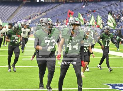 Thumbnail 2 in King vs. Fort Bend Hightower (UIL Football 6A D2 Region 3 Regional) photogallery.