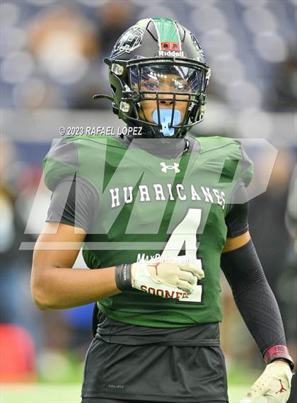Thumbnail 2 in King vs. Fort Bend Hightower (UIL Football 6A D2 Region 3 Regional) photogallery.