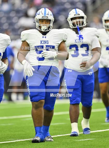Thumbnail 1 in King vs. Fort Bend Hightower (UIL Football 6A D2 Region 3 Regional) photogallery.