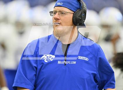 Thumbnail 2 in King vs. Fort Bend Hightower (UIL Football 6A D2 Region 3 Regional) photogallery.