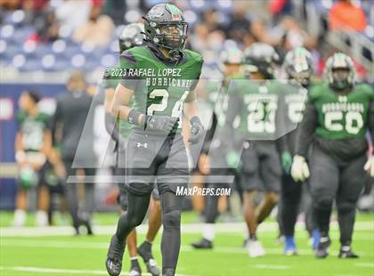 Thumbnail 2 in King vs. Fort Bend Hightower (UIL Football 6A D2 Region 3 Regional) photogallery.