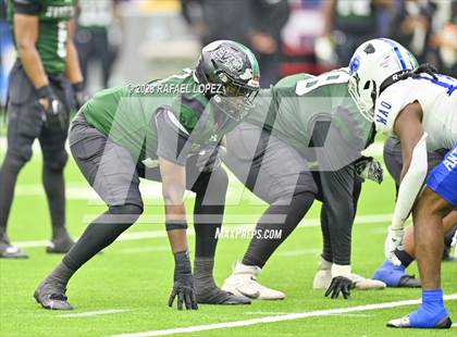 Thumbnail 1 in King vs. Fort Bend Hightower (UIL Football 6A D2 Region 3 Regional) photogallery.