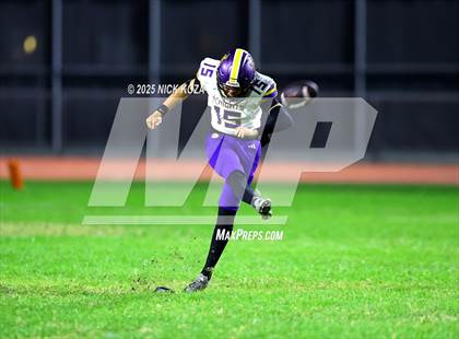 Thumbnail 1 in Lynwood vs. Compton Early College photogallery.