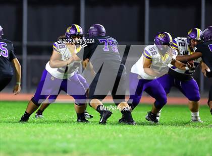 Thumbnail 1 in Lynwood vs. Compton Early College photogallery.