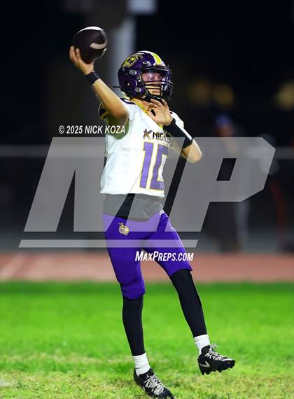 Thumbnail 1 in Lynwood vs. Compton Early College photogallery.